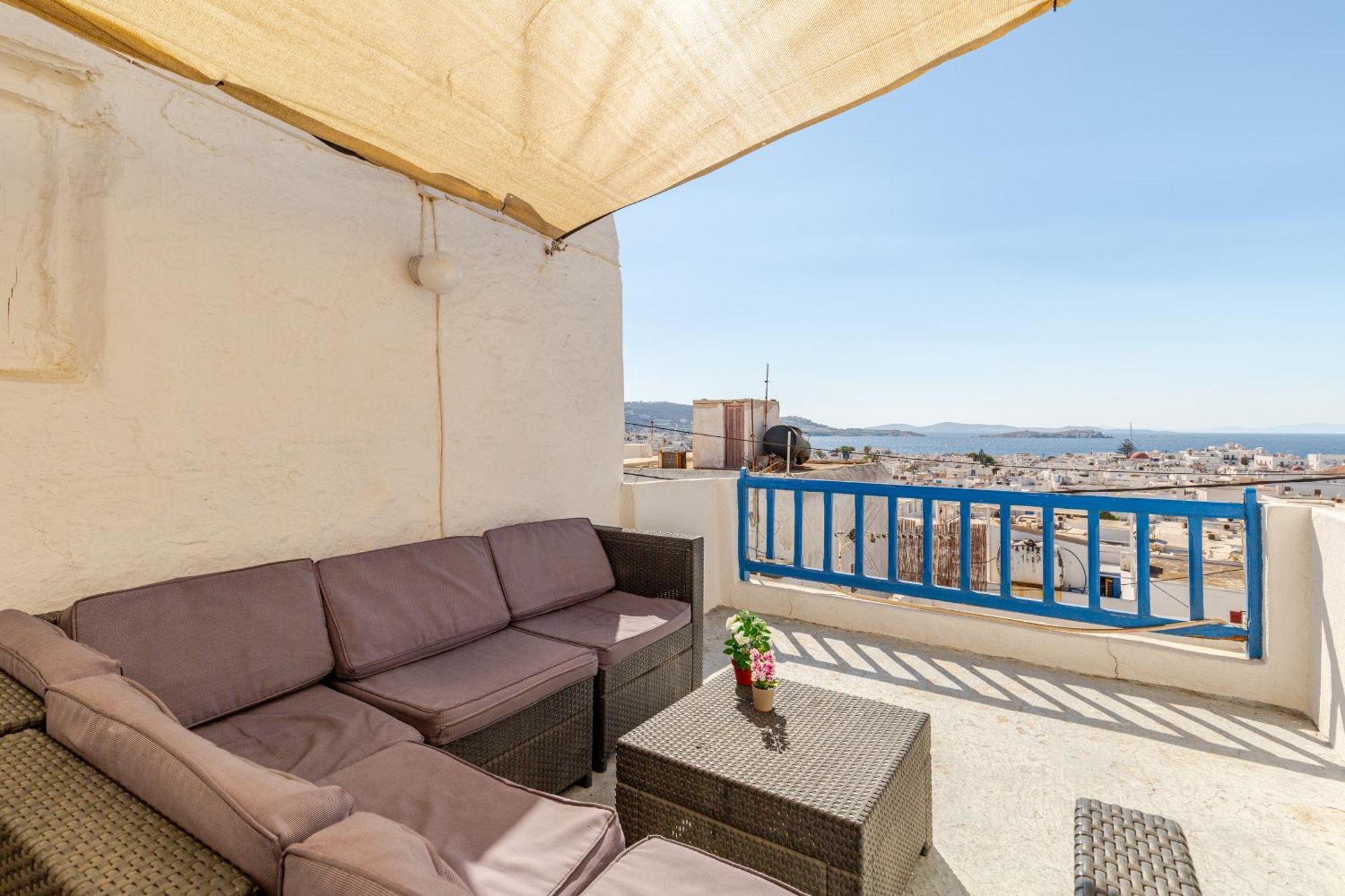 Elenitas Town House With Veranda And Sea View Mykonos Town Bagian luar foto