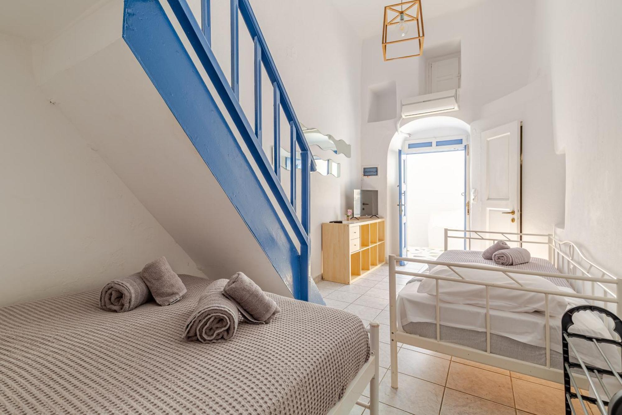 Elenitas Town House With Veranda And Sea View Mykonos Town Bagian luar foto