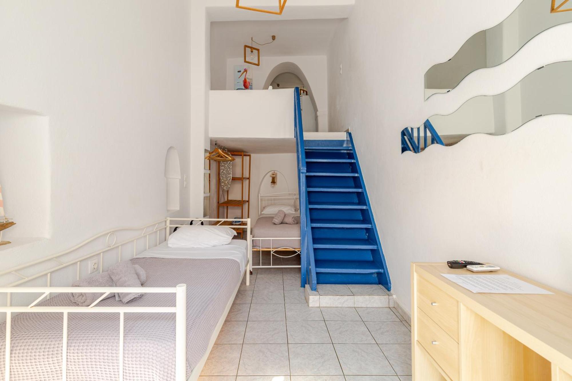 Elenitas Town House With Veranda And Sea View Mykonos Town Bagian luar foto