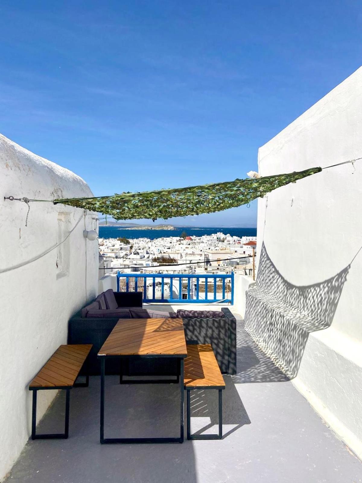 Elenitas Town House With Veranda And Sea View Mykonos Town Bagian luar foto
